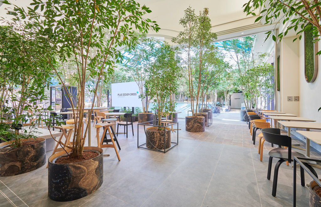 プラス株式会社様　PLUS DESIGN CROSS 共創スペース「SALON」様
